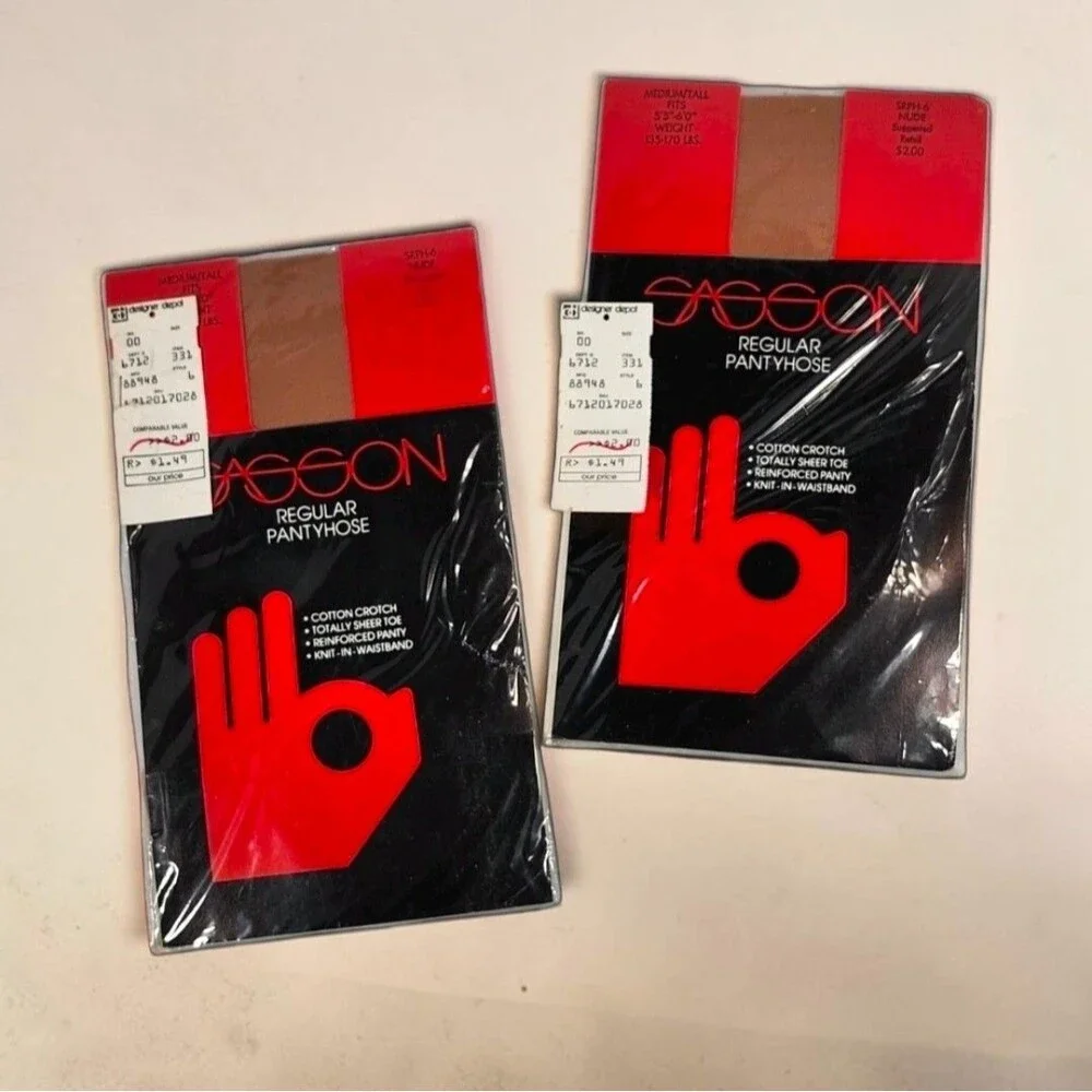 Sasson SRPH-6 Nude Pantyhose 2 Pack Medium Tall Vintage 80s 90s New with Tags